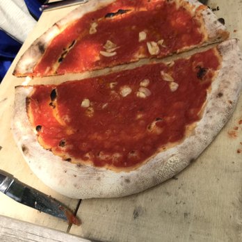 Restaurant Portofino - Just a plain cheese pizza. - Swiss Food Near Me - Thalwil, ZH Restaurant Portofino - Just a plain cheese pizza. - Swiss Food Near Me - Thalwil, ZH
