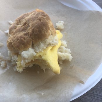 Beachin’ Biscuits - Best biscuits you will ever enjoy - Breakfast & Brunch Near Me - Pismo Beach, California