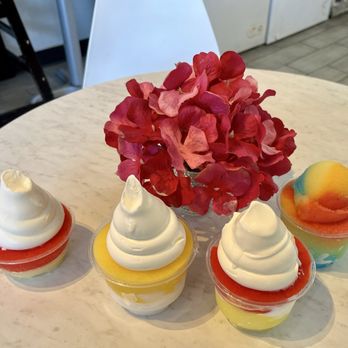 Sweet and Shavery - Desserts Near Me - Davis, California