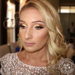 Makeup Artist Lounge - Now booking! Ready to celebrate, she looks gorgeous, thank you.