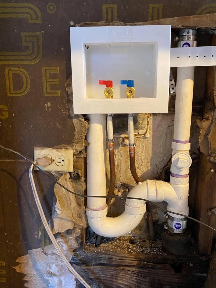 Slide of J&M Plumbing Guys