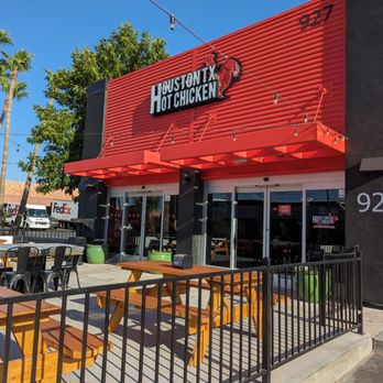 Houston TX Hot Chicken - Front - Sandwiches Near Me - Tempe, Arizona