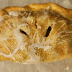 Tyler's Pizzeria & Bakery - Apple turnover