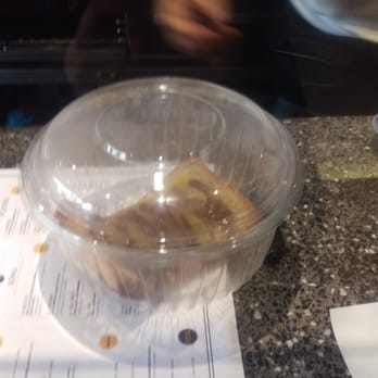 Juan Molletes - Un pancito tostado con duraznos y salsa de chocolate. - Mexican Near Me - México, D.F., DIF Juan Molletes - Un pancito tostado con duraznos y salsa de chocolate. - Mexican Near Me - México, D.F., DIF