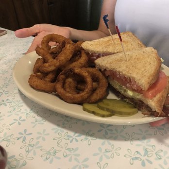Blue Jay Restaurant - Diners Near Me - Cincinnati, Ohio