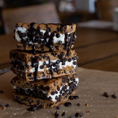 Khaos Brewcade & Kitchen by null