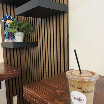 Dahlia Coffee - Horchata latte - Coffee & Tea Near Me - Cleveland, Ohio