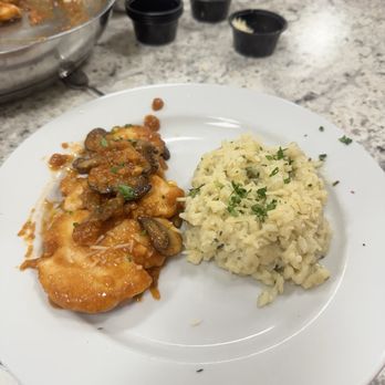 Kitchen Social - Chicken marsala - Cooking Classes Near Me - Chesterfield, Missouri