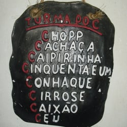 La Taberna Petiscos - Na parede do banheiro do La Taberna