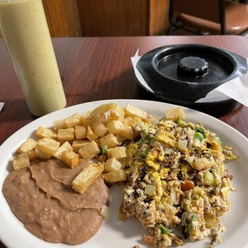 Blanquita Mexican Restaurant - Macacado (dried shredded beef) plate at Blanquita Mexican Restaurant - Mexican Near Me - San Antonio, Texas Blanquita Mexican Restaurant - Macacado (dried shredded beef) plate at Blanquita Mexican Restaurant - Mexican Near Me - San Antonio, Texas