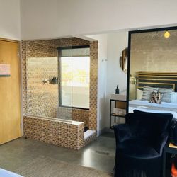Hotel Lafayette - Bathroom in the room.