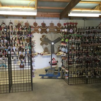 Odelehr's Roadside Market - Christmas ornaments - Fruits & Veggies Near Me - Brussels, Illinois