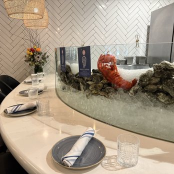 Wence's - Oyster bar- yum. - New American Near Me - Pleasant Hill, California