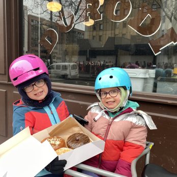 Dorodi Pastry - Caramel, chocolate caramel and cinnamon sugar donuts! - Donuts Near Me - Lyon, 69