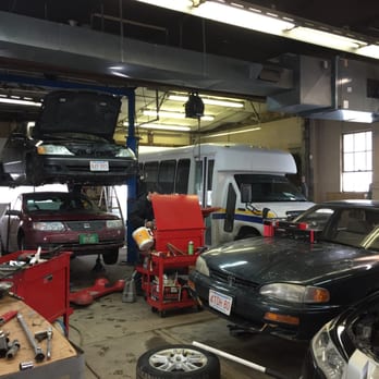 Brum's Ultimate Repair - Busy day!! - Auto Repair Near Me - Dartmouth, Massachusetts Brum's Ultimate Repair - Busy day!! - Auto Repair Near Me - Dartmouth, Massachusetts