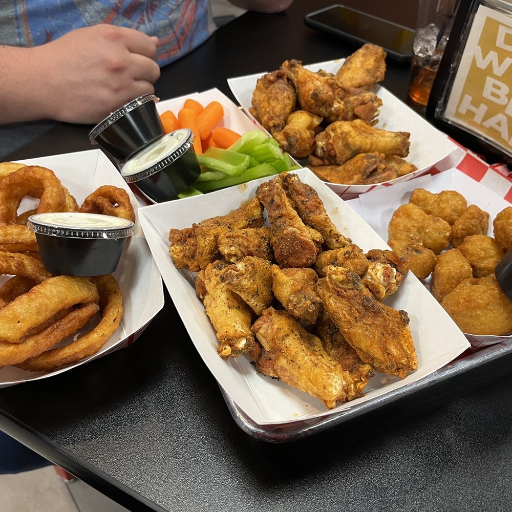 CD's Wings - Westminster - 20 wing combo with an extra basket of onion rings - Chicken Wings Near Me - Westminster, Colorado CD's Wings - Westminster - 20 wing combo with an extra basket of onion rings - Chicken Wings Near Me - Westminster, Colorado