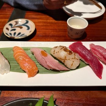 Shirubē - chef's nigiri - Izakaya Near Me - Santa Monica, California Shirubē - chef's nigiri - Izakaya Near Me - Santa Monica, California