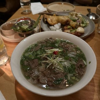 Di An Di - Pho Thin Ha Noi / Wok-seared Beef Pho - Vietnamese Near Me - Brooklyn, New York Di An Di - Pho Thin Ha Noi / Wok-seared Beef Pho - Vietnamese Near Me - Brooklyn, New York