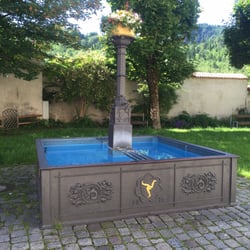 Gusseisener-Brunnen