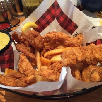 Twin Peaks - Fried Chicken & Shrimp basket $12.99, a good filler - New American Near Me - Odessa, Texas
