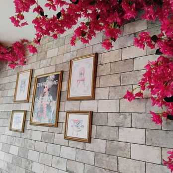 Vylora Café - Inside the cafe - Cafes Near Me - Ottawa, Ontario Vylora Café - Inside the cafe - Cafes Near Me - Ottawa, Ontario