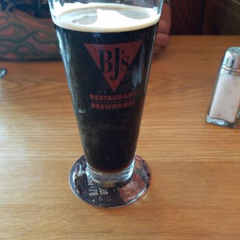 BJ's Restaurant & Brewhouse - Porter - Breweries Near Me - Mobile, Alabama