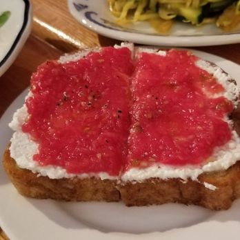 Clementine - Tomato and ricotta toast - Cafes Near Me - Winnipeg, Manitoba