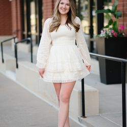 Ankeny & Des Moines, Iowa Senior Photos