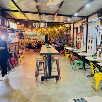 La Preña - cool ambience - Food Trucks Near Me - San Juan, Puerto Rico