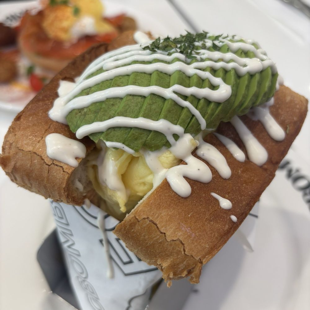 Eggbomb+ - Avocado-holic - Breakfast & Brunch Near Me - Burnaby, British Columbia