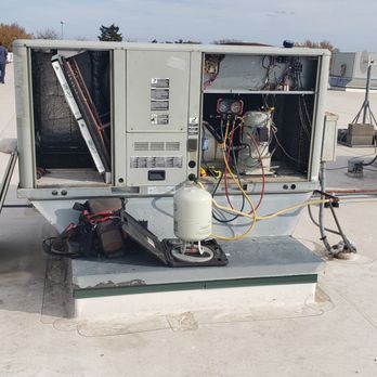 A&E Heating and Air - Repairing a Leak on RTU - Heating & Air Conditioning/HVAC Near Me - Fort Worth, Texas