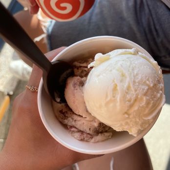 Salt & Straw - Ice Cream & Frozen Yogurt Near Me - Seattle, Washington