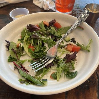 Beeliner Diner - Salad - Breakfast & Brunch Near Me - Alexandria, Virginia Beeliner Diner - Salad - Breakfast & Brunch Near Me - Alexandria, Virginia