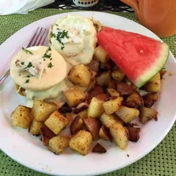 Rainbow Restaurant - Crab Cakes Benedict - Breakfast & Brunch Near Me - Fort Collins, Colorado