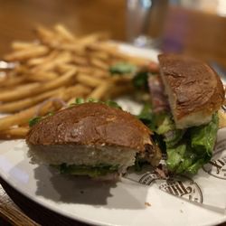 The Fix Burger Bar - Classic burger