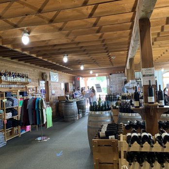 Keuka Spring Vineyards - Inside - Wineries Near Me - Penn Yan, New York Keuka Spring Vineyards - Inside - Wineries Near Me - Penn Yan, New York