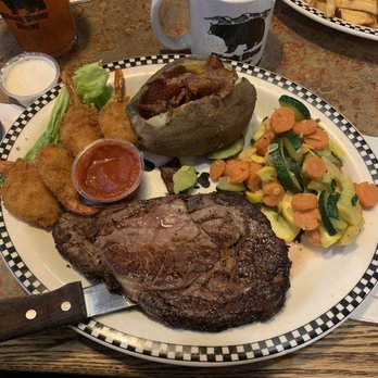 Black Bear Diner Tracy - Friday/Saturday - Prime Rib & Shrimp - American Near Me - Tracy, California
