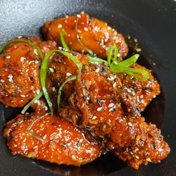 Chef Saucey - Crispy Jumbo Wings with House Sweet Heat Sauce
