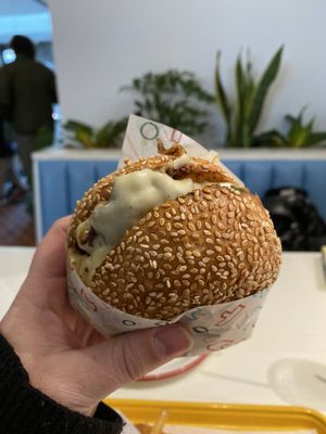 Le Burger 4304 by null