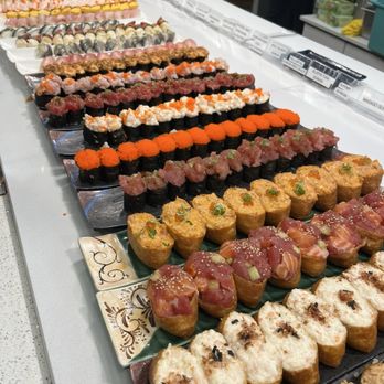 FOB Sushi Bar - Sushi Bars Near Me - Seattle, Washington