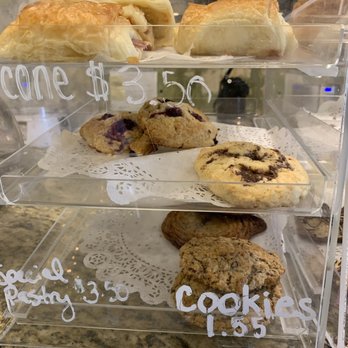 Cocoa Mia - Chocolatiers & Shops Near Me - Floyd, Virginia Cocoa Mia - Chocolatiers & Shops Near Me - Floyd, Virginia