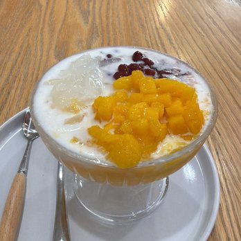 Sweet Mousse - Desserts Near Me - Philadelphia, Pennsylvania Sweet Mousse - Desserts Near Me - Philadelphia, Pennsylvania