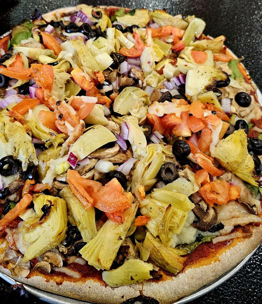 E's Locker Room Logo