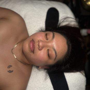 Luxury lounge - Skin Care Near Me - Seattle, Washington