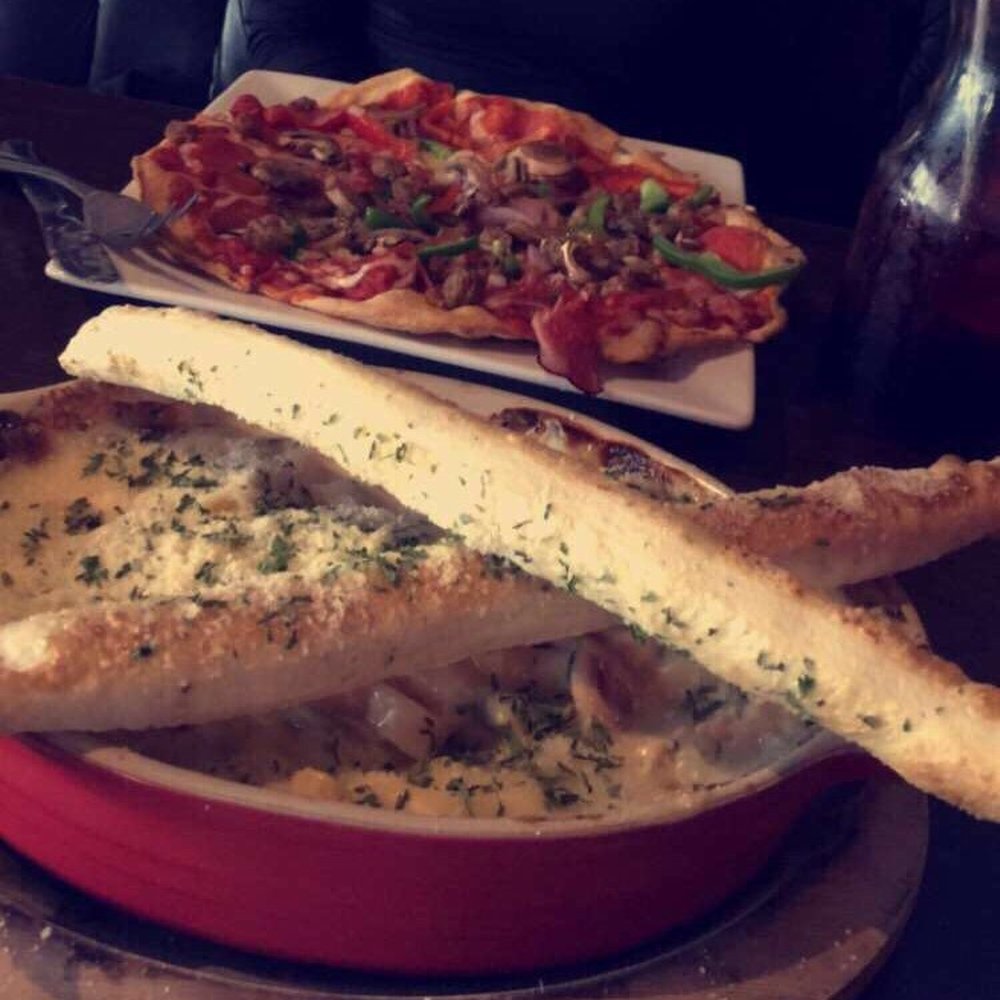 Coco Miel - Southwest chicken alfredo & pizza - American Near Me - El Paso, Texas Coco Miel - Southwest chicken alfredo & pizza - American Near Me - El Paso, Texas