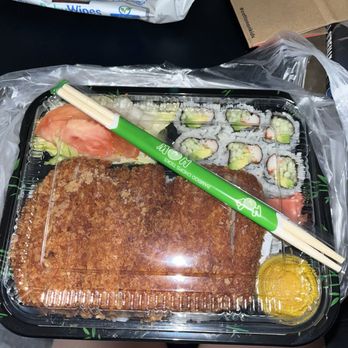 Aburi Sushi Bar - Sushi Bars Near Me - Brooklyn, New York Aburi Sushi Bar - Sushi Bars Near Me - Brooklyn, New York