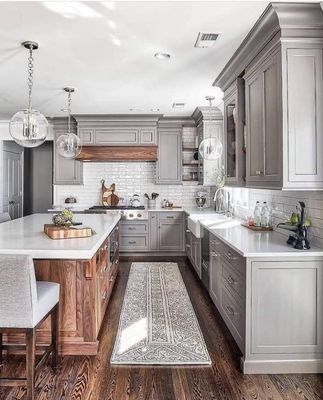 Build by Bros Construction Logo