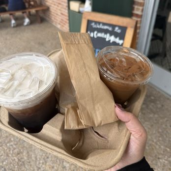 La Casita Bakeshop - Bakeries Near Me - Richardson, Texas