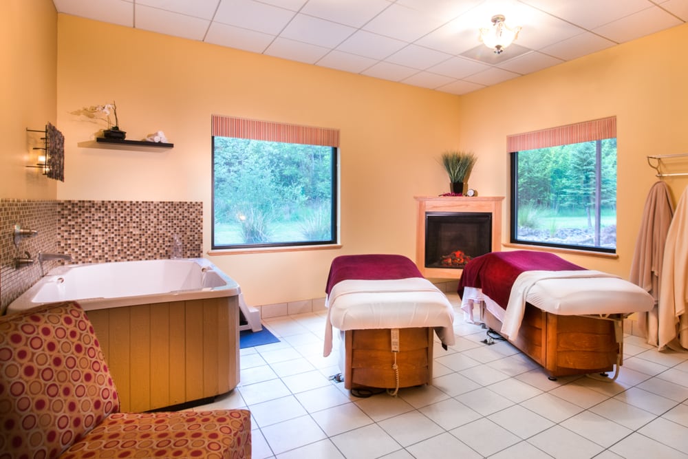 BONNEVILLE HOT SPRINGS RESORT SPA CLOSED Updated August 2024 58