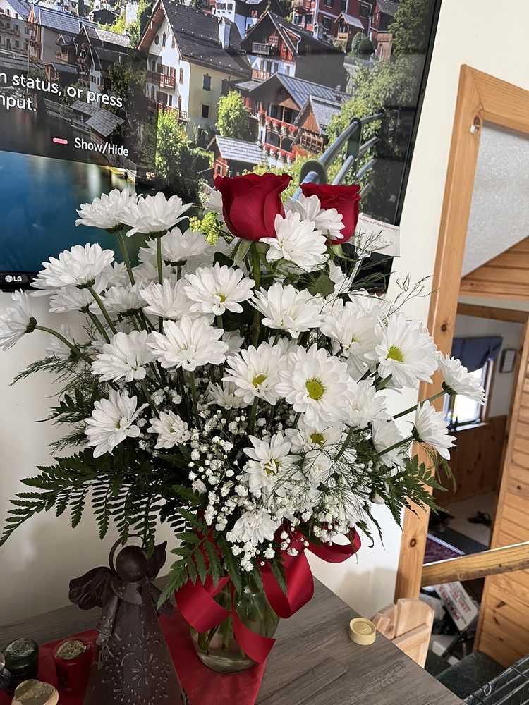 NELSON’S FLOWER SHOP Updated October 2024 420 E Main St, Malone